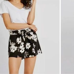 Cute floral summer shorts